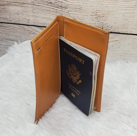 Gucci Vintage check book/ passport wallet